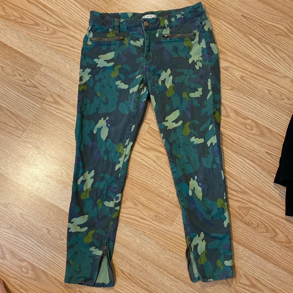 Cabi vintage camo skinny jeans